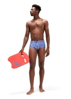 Speedo Allover Digital 17cm Briefs - Jump Around -Speedo Store tumbnail 4aeb1fc5 48de 4d74 ad87 9134cbe72a27